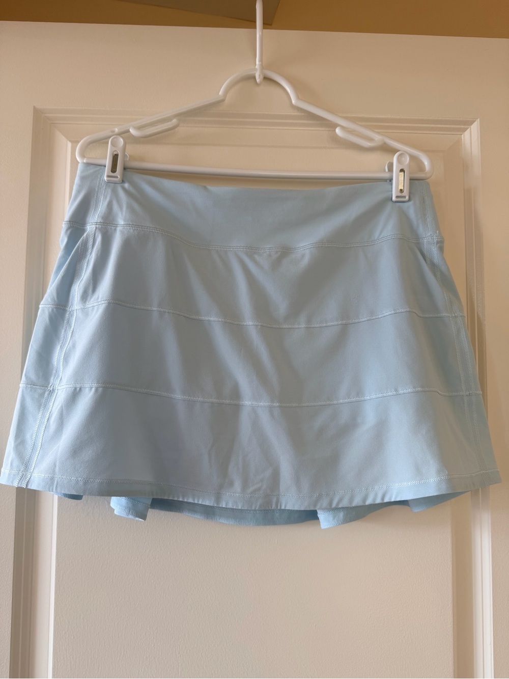 Lululemon Pace Rival Mid-Rise Skirt Size 10 Long Powder Blue